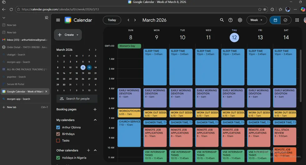 Structured weekly calendar with time blocks and recurring activities